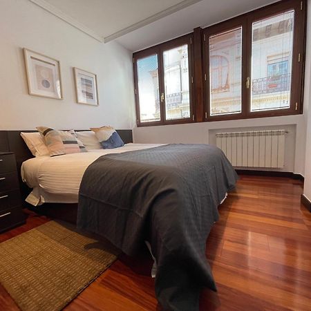Atuaire Home Vivienda A Luminosa Parking Incluido En Plena Calle Comercial Бургос Екстер'єр фото