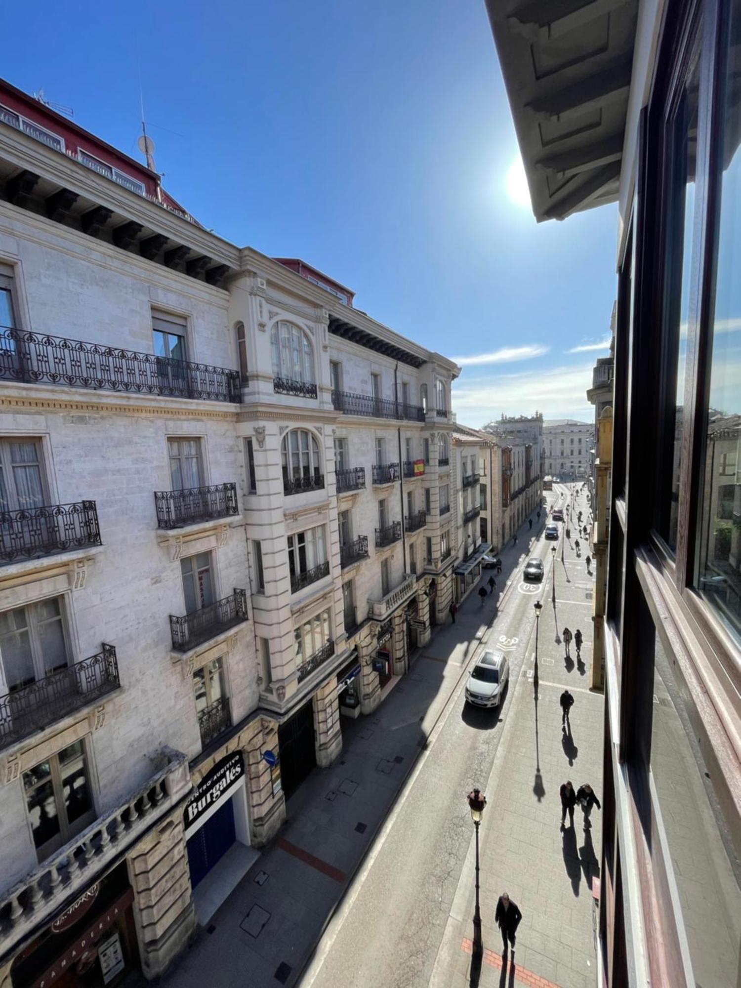 Atuaire Home Vivienda A Luminosa Parking Incluido En Plena Calle Comercial Бургос Екстер'єр фото